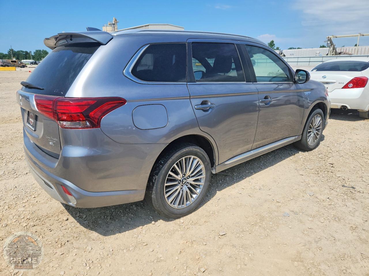 2020 MITSUBISHI OUTLANDER — фото 3