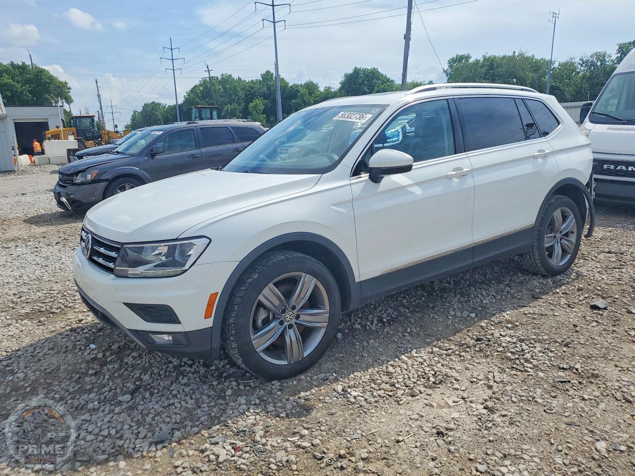 2021 VOLKSWAGEN TIGUAN — фото 1