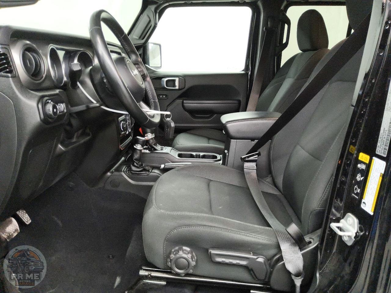 2022 JEEP WRANGLER — фото 32