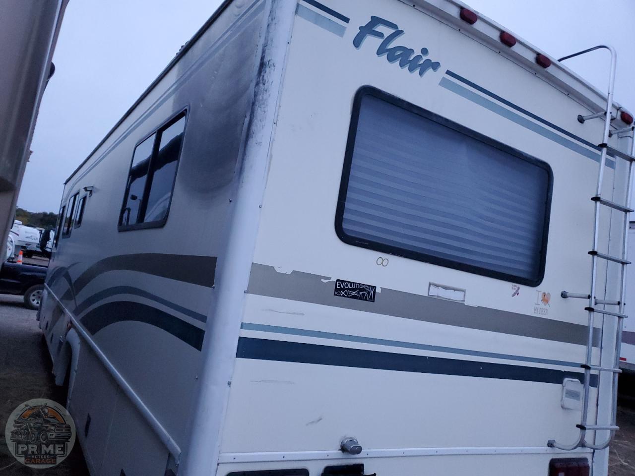 2000 WORKHORSE MOTORHOME — фото 13
