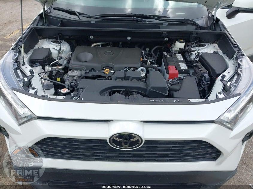 2024 TOYOTA RAV4 XLE PREMIUM — фото 10