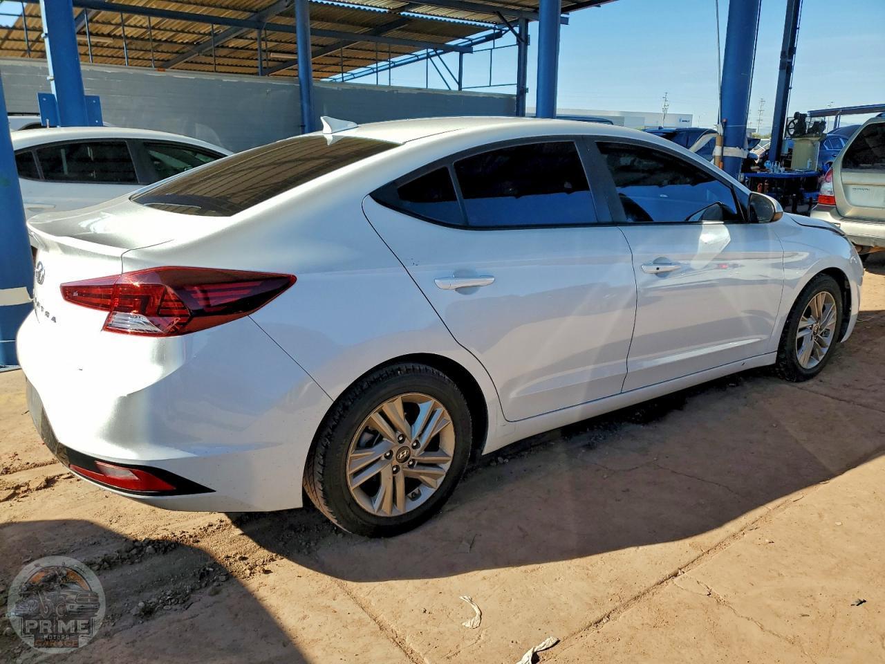 2020 HYUNDAI ELANTRA — фото 3
