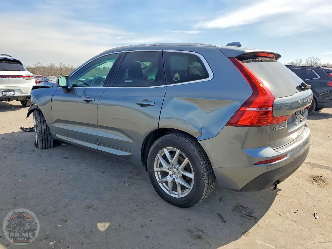 2021 VOLVO XC60 — фото 2