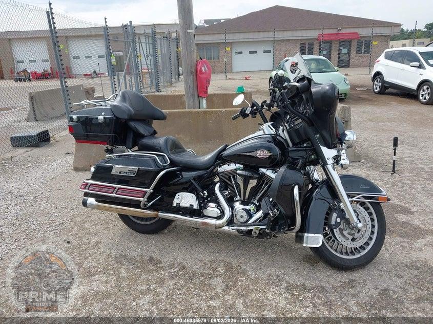 2012 HARLEY-DAVIDSON FLHTC (ELECTRA GLIDE CLASSIC) ELECTRA GLIDE CLASSIC — фото 12