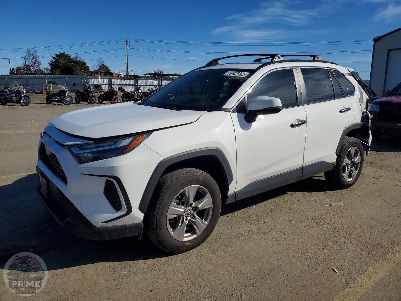 2023 TOYOTA RAV4 — фото 1