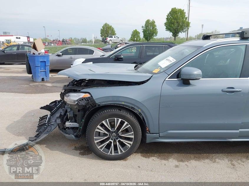 2020 VOLVO XC90 T6 MOMENTUM 7 PASSENGER — фото 19