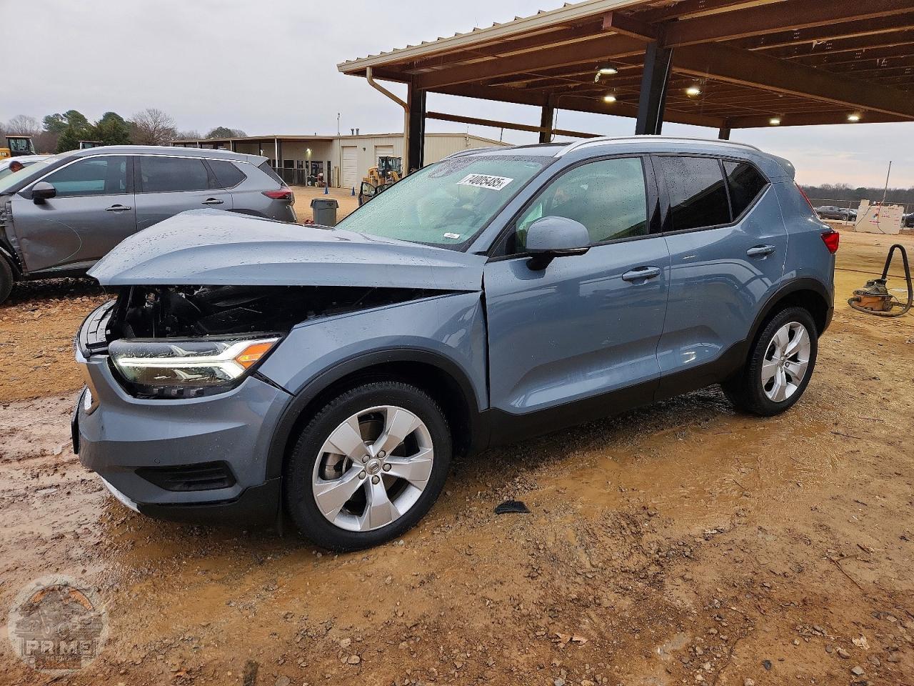 2020 VOLVO XC40 — фото 1