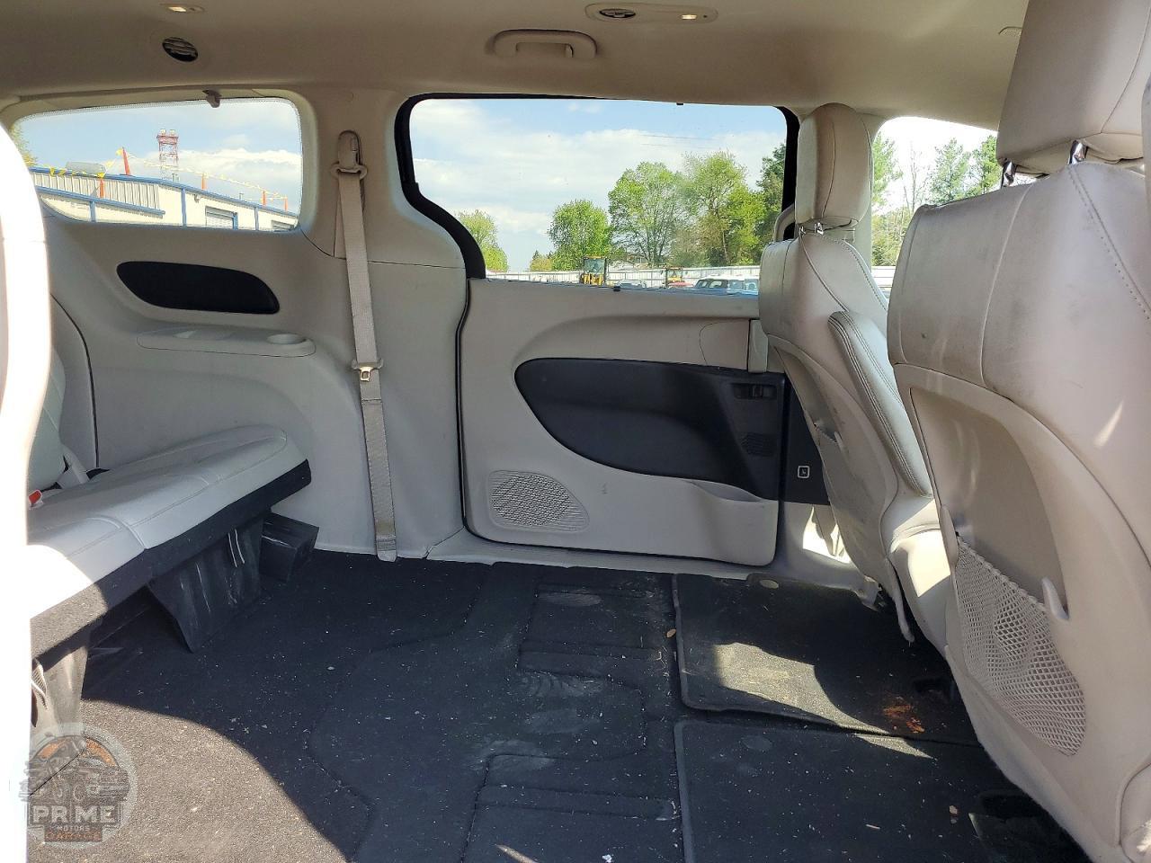 2021 CHRYSLER VOYAGER — фото 11