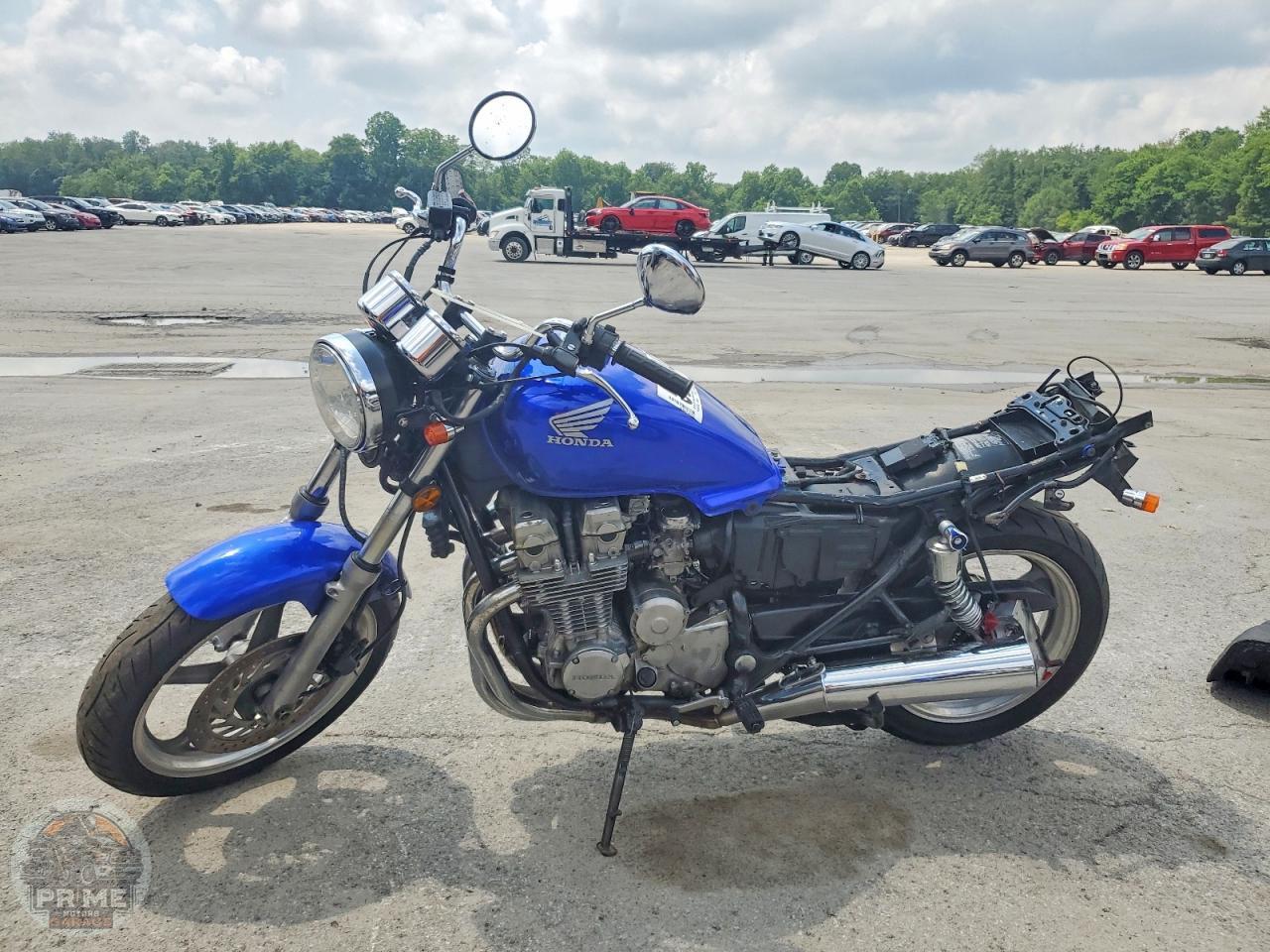 1993 HONDA CB750 — фото 3