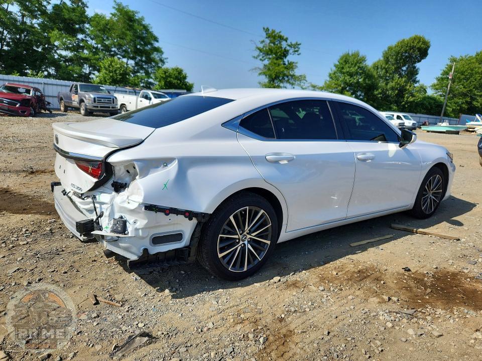 2025 LEXUS ES — фото 3