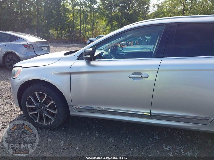 2017 VOLVO XC60 T6 DYNAMIC — фото 6
