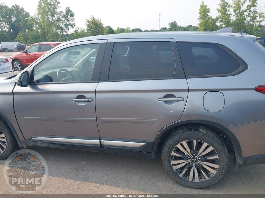 2019 MITSUBISHI OUTLANDER SE — фото 14