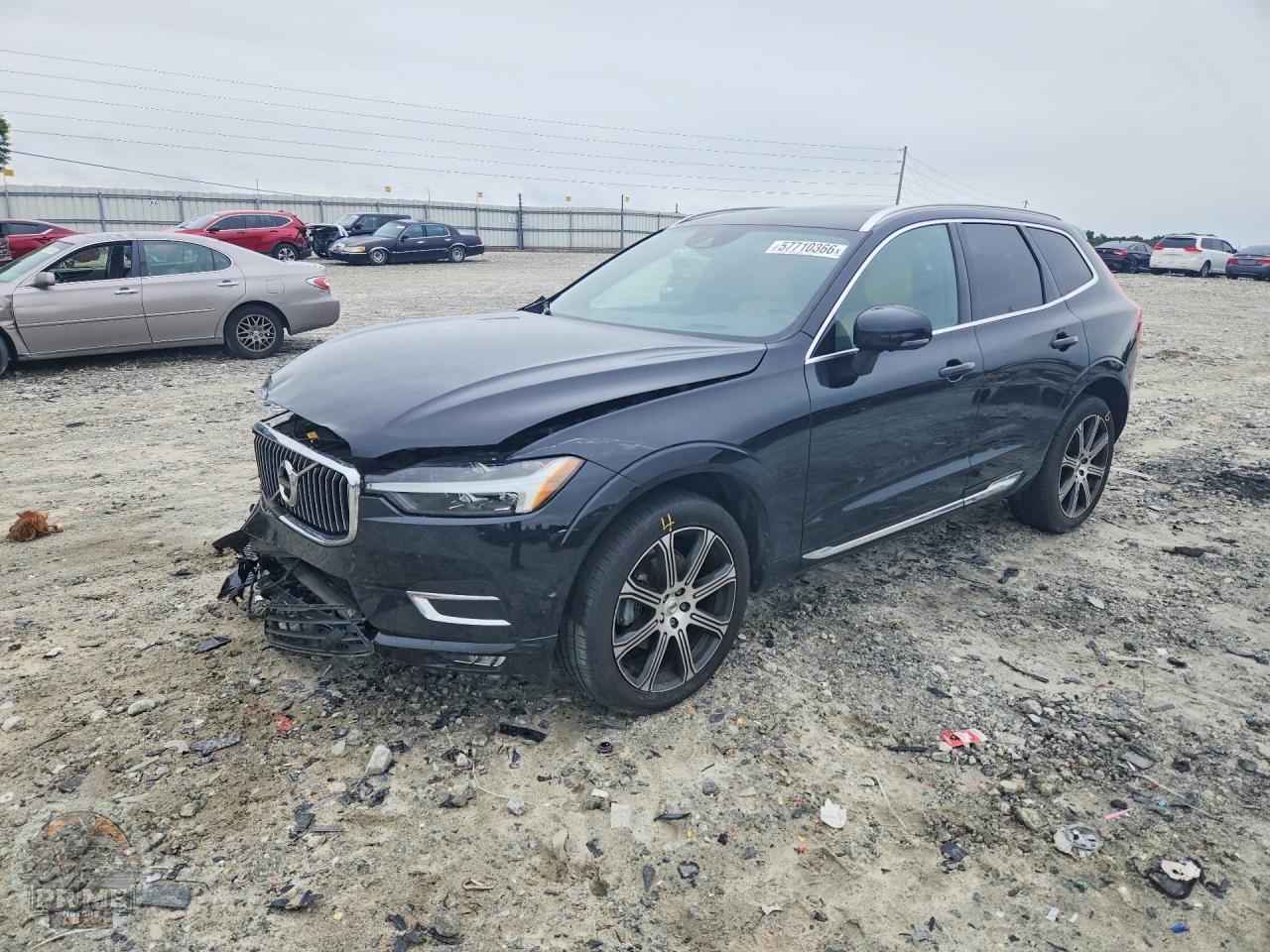 2021 VOLVO XC60 — фото 1