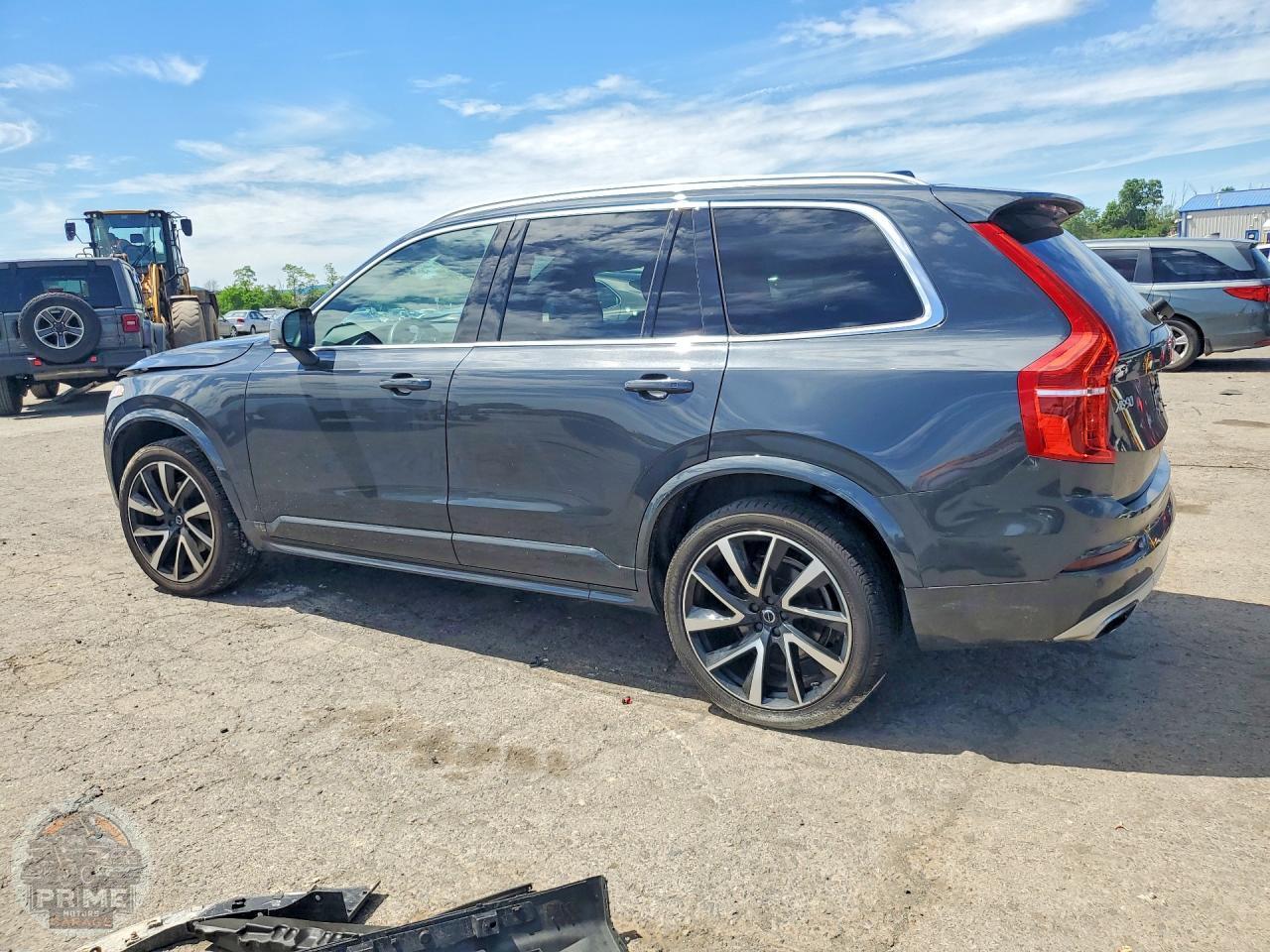 2021 VOLVO XC90 — фото 2