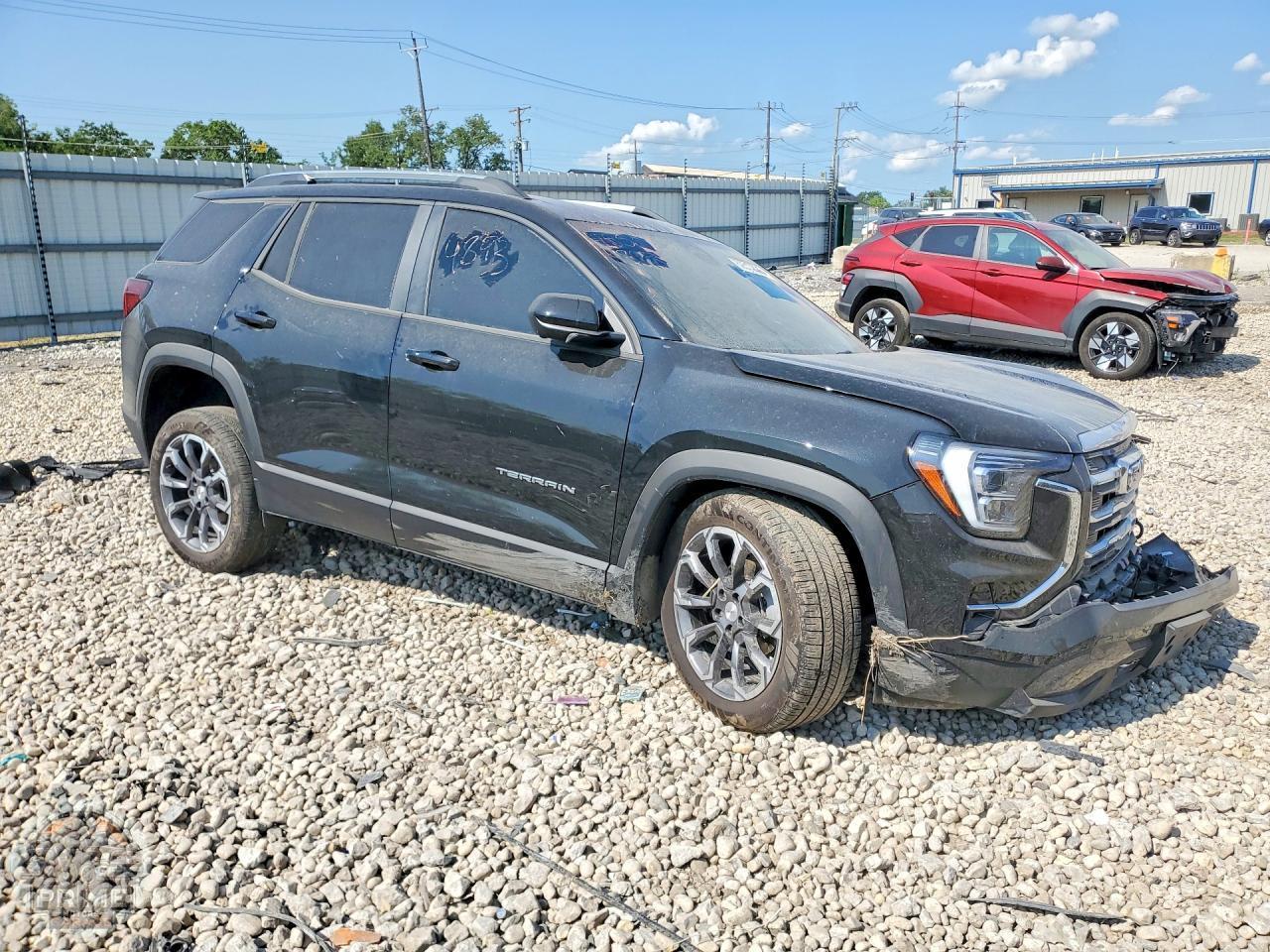 2026 GMC TERRAIN — фото 4