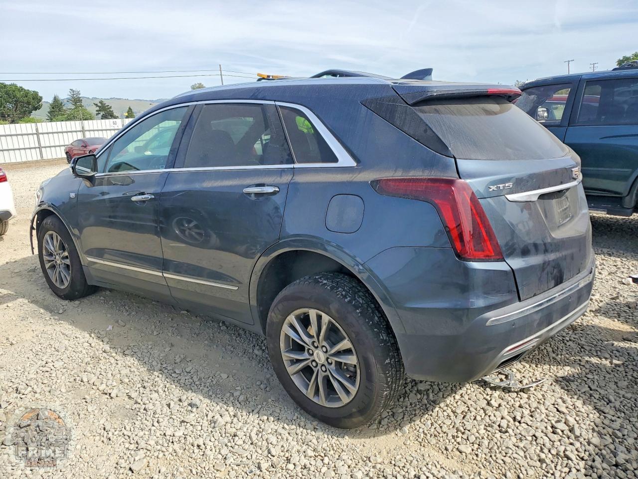 2021 CADILLAC XT5 — фото 2