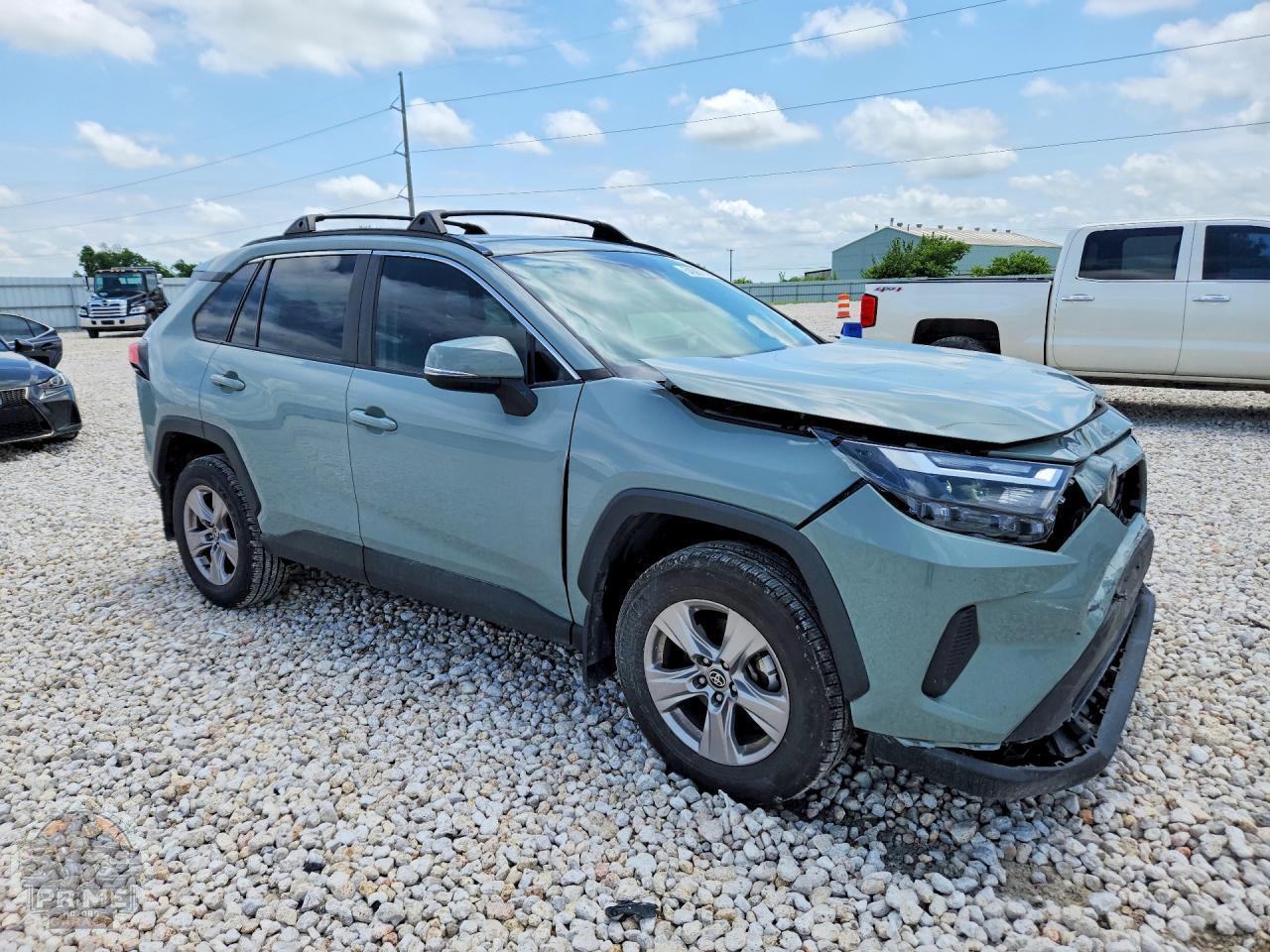 2023 TOYOTA RAV4 — фото 4