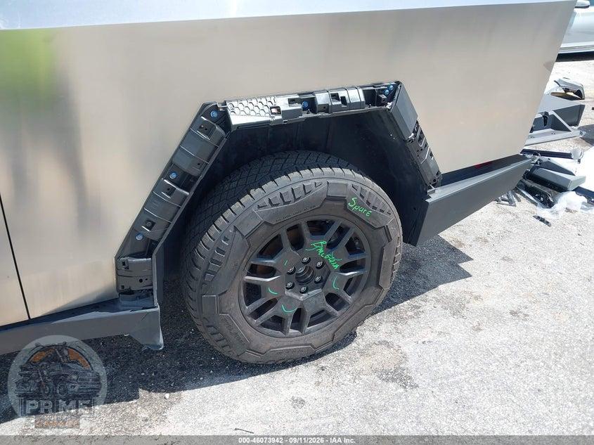 2024 TESLA CYBERTRUCK ALL-WHEEL DRIVE — фото 6