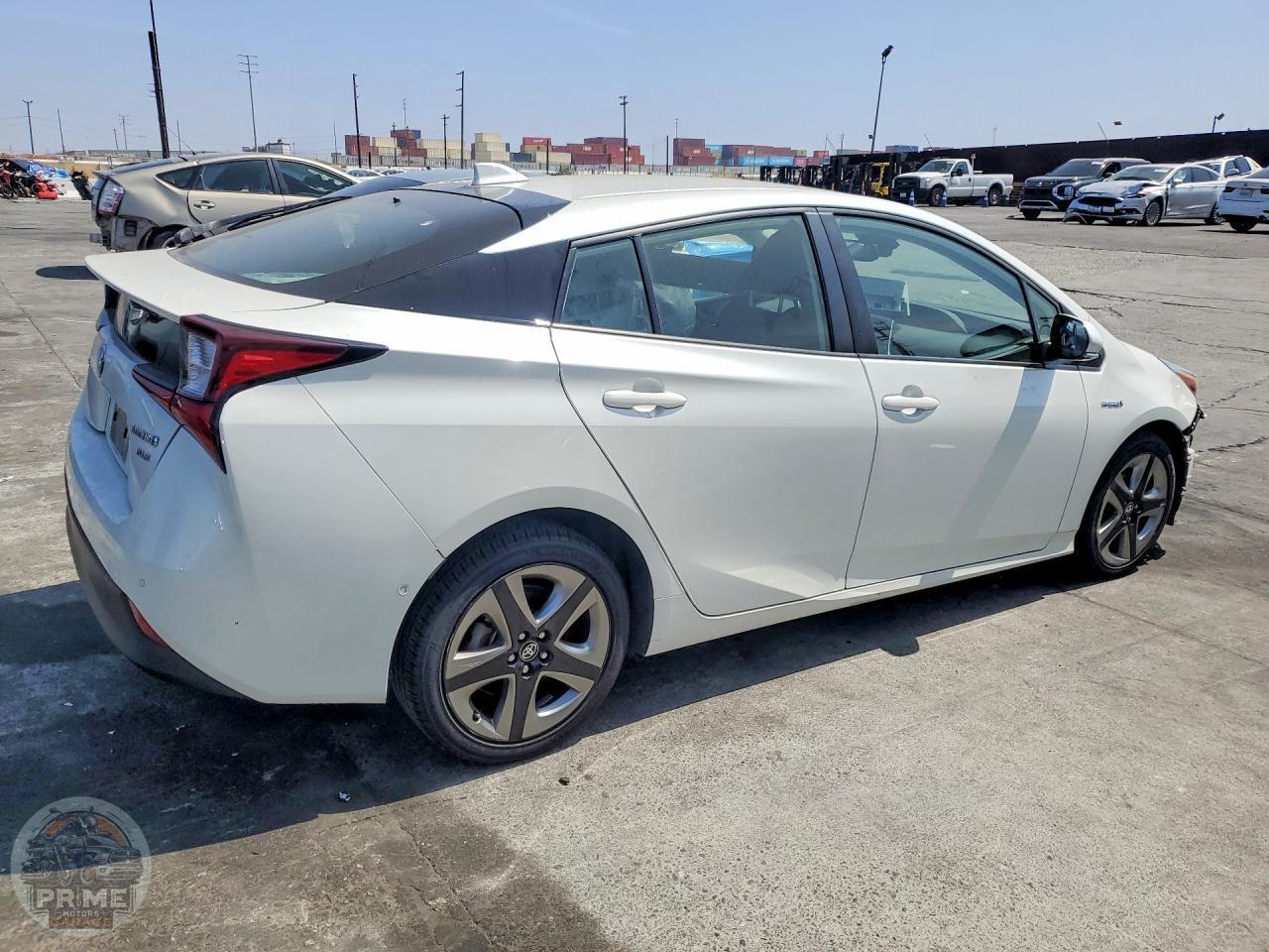 2020 TOYOTA PRIUS — фото 3
