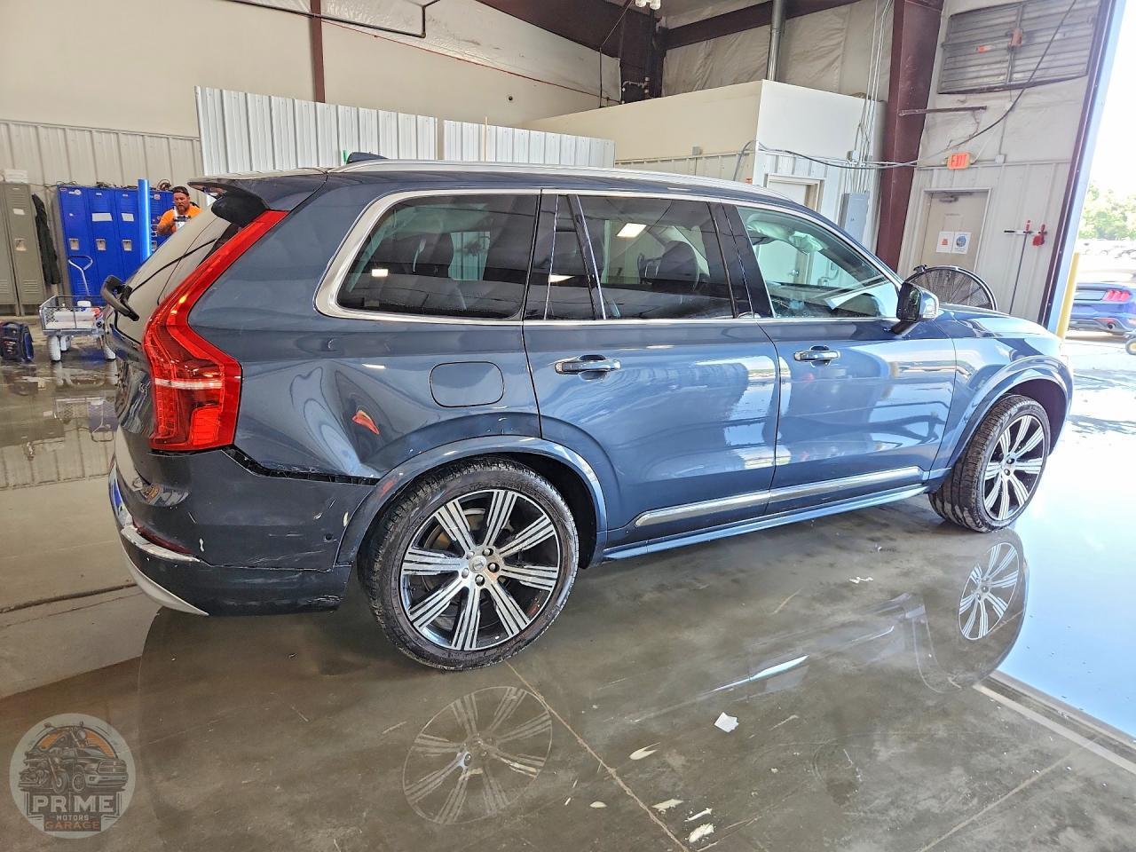 2022 VOLVO XC90 — фото 3