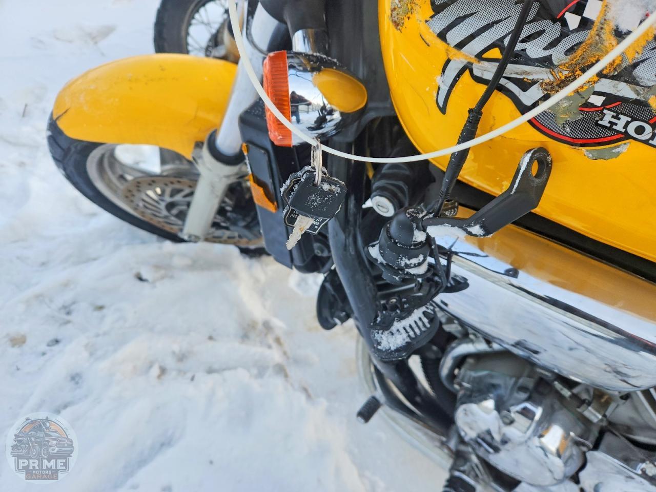 1994 HONDA VF750 — фото 8