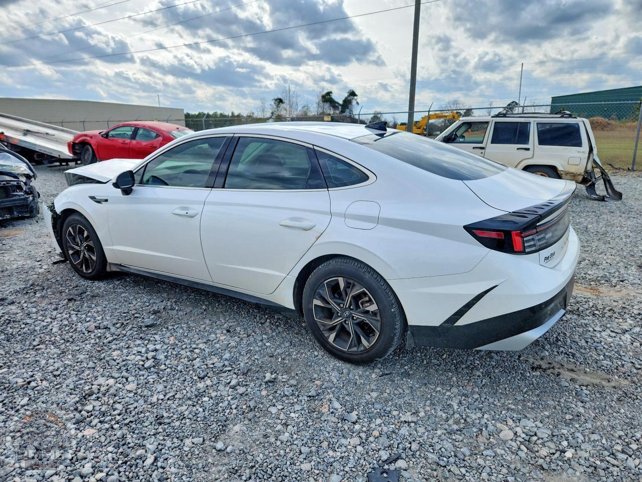 2025 HYUNDAI SONATA — фото 2
