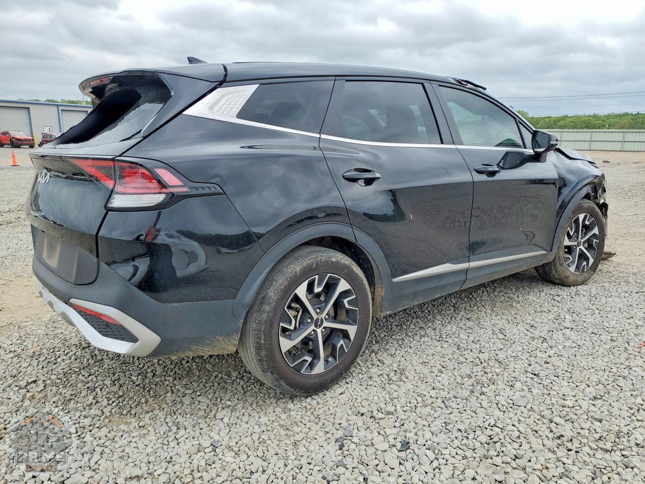 2025 KIA SPORTAGE — фото 3