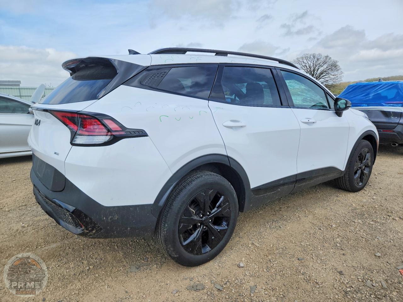 2025 KIA SPORTAGE — фото 3