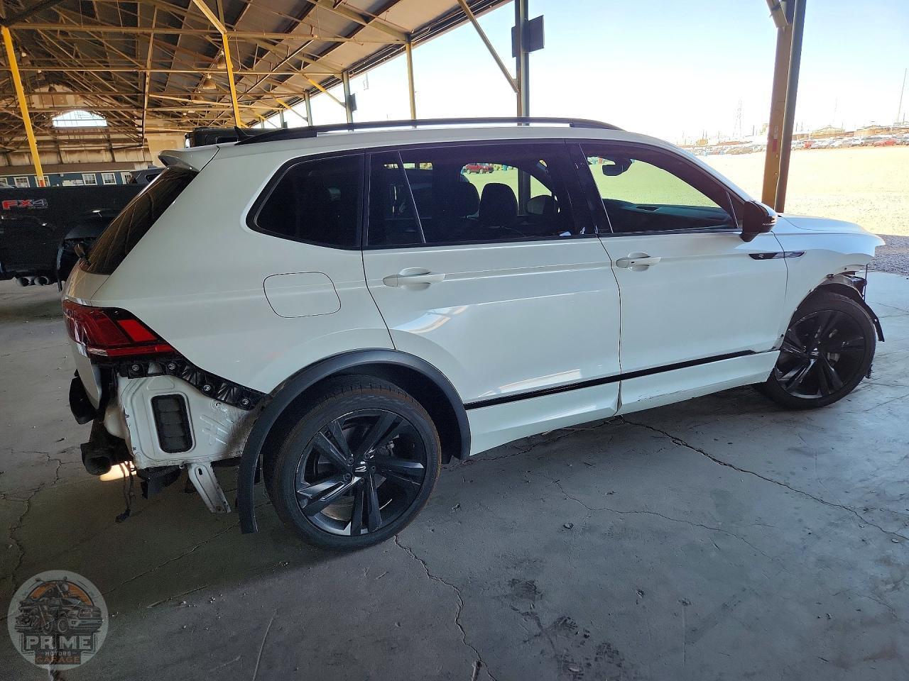 2023 VOLKSWAGEN TIGUAN — фото 3