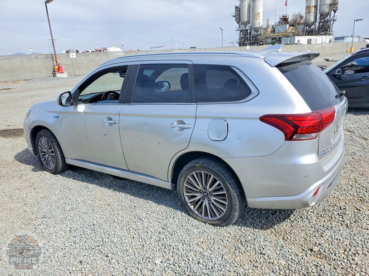 2020 MITSUBISHI OUTLANDER — фото 2