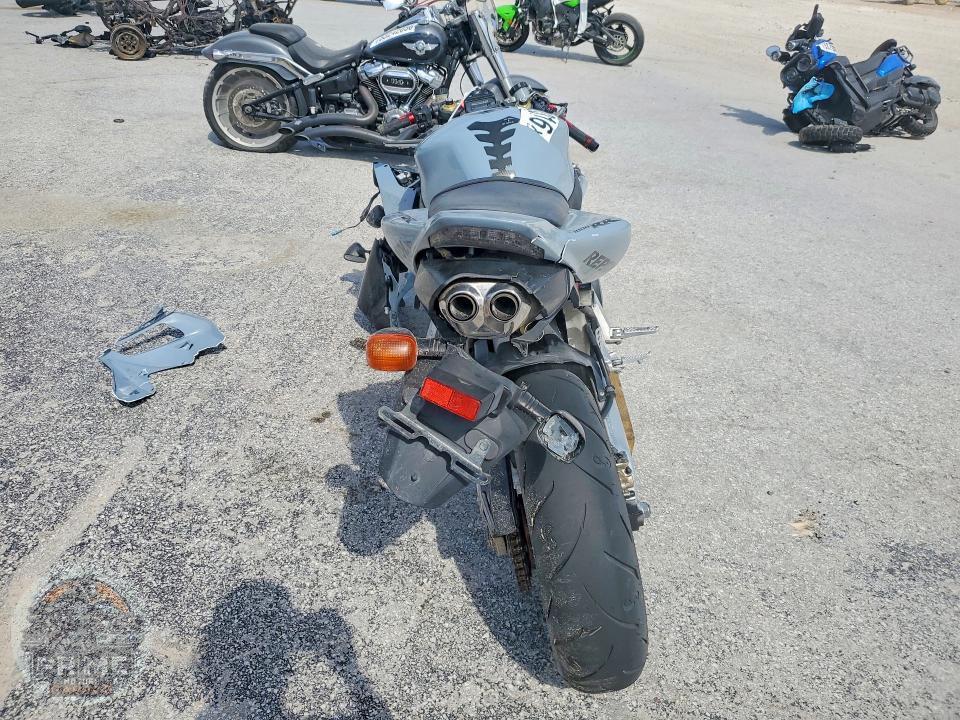 2007 HONDA CBR1000 — фото 4