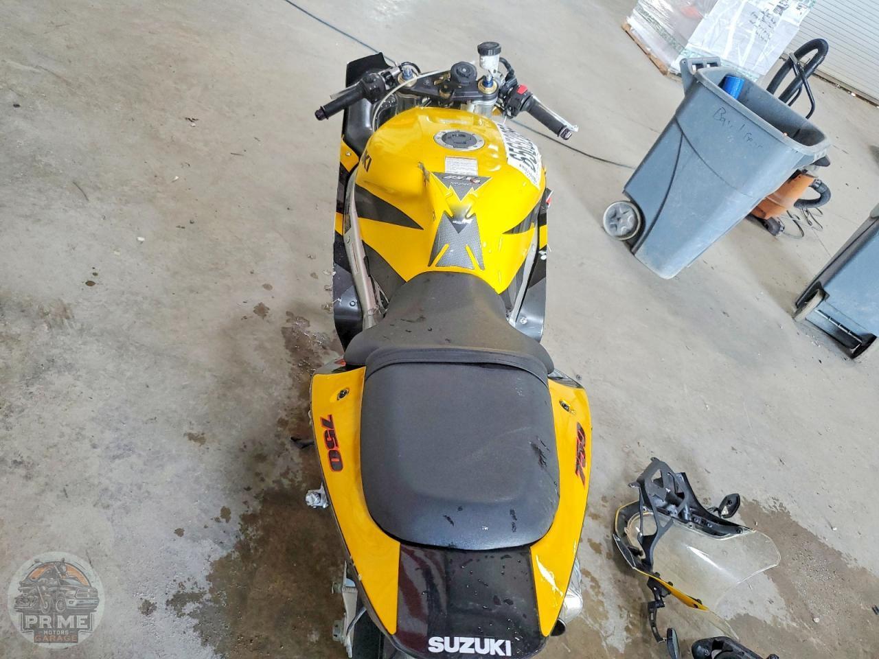 2003 SUZUKI GSX R750 — фото 12