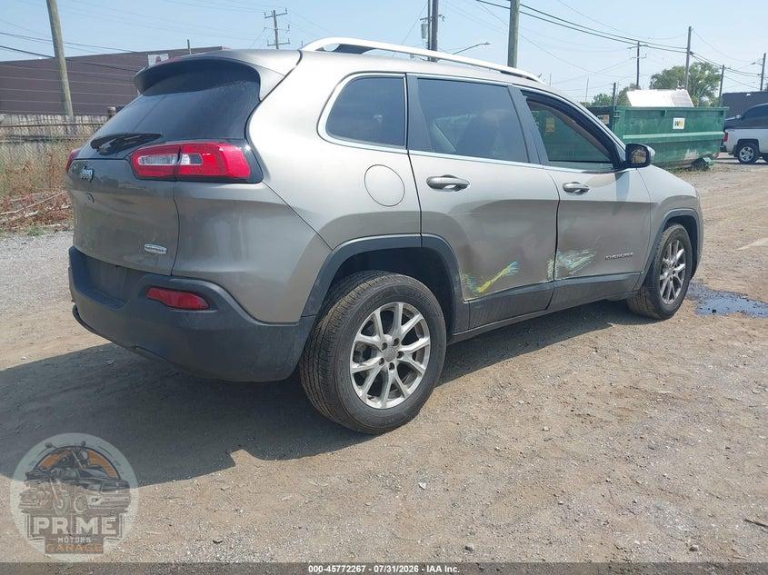 2016 JEEP CHEROKEE LATITUDE — фото 4