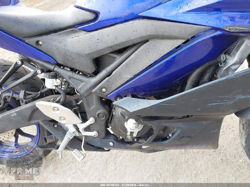 2023 YAMAHA YZFR3 A — фото 8