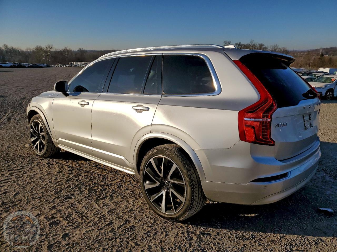 2022 VOLVO XC90 — фото 2