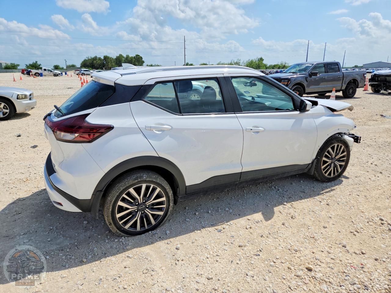 2023 NISSAN KICKS — фото 9