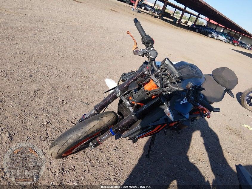 2023 KTM 1290 SUPER DUKE R — фото 18