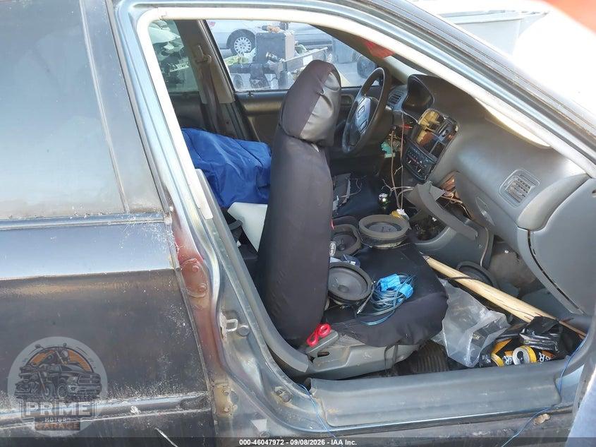 1997 HONDA CIVIC DX — фото 5