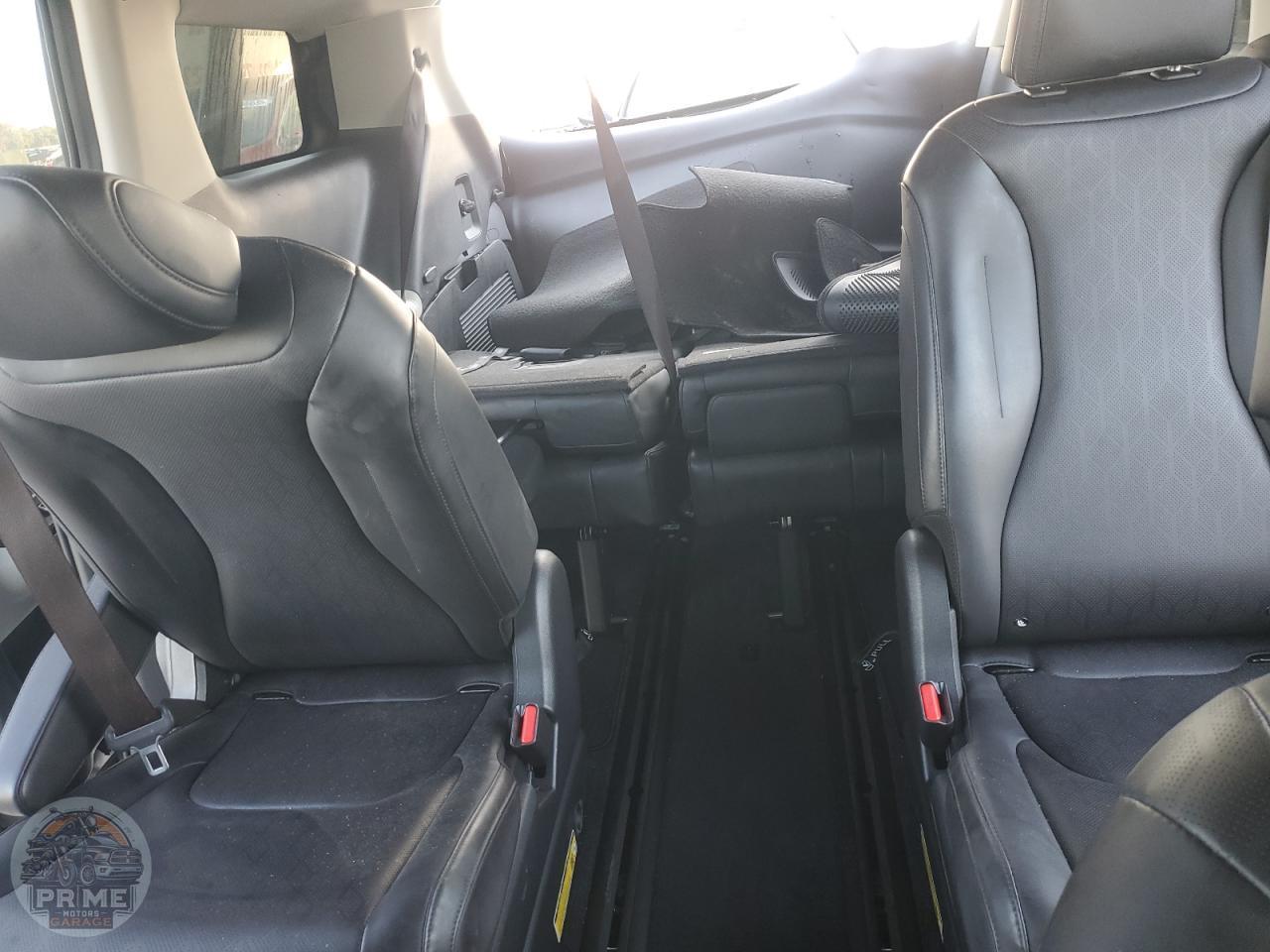 2024 KIA CARNIVAL — фото 10
