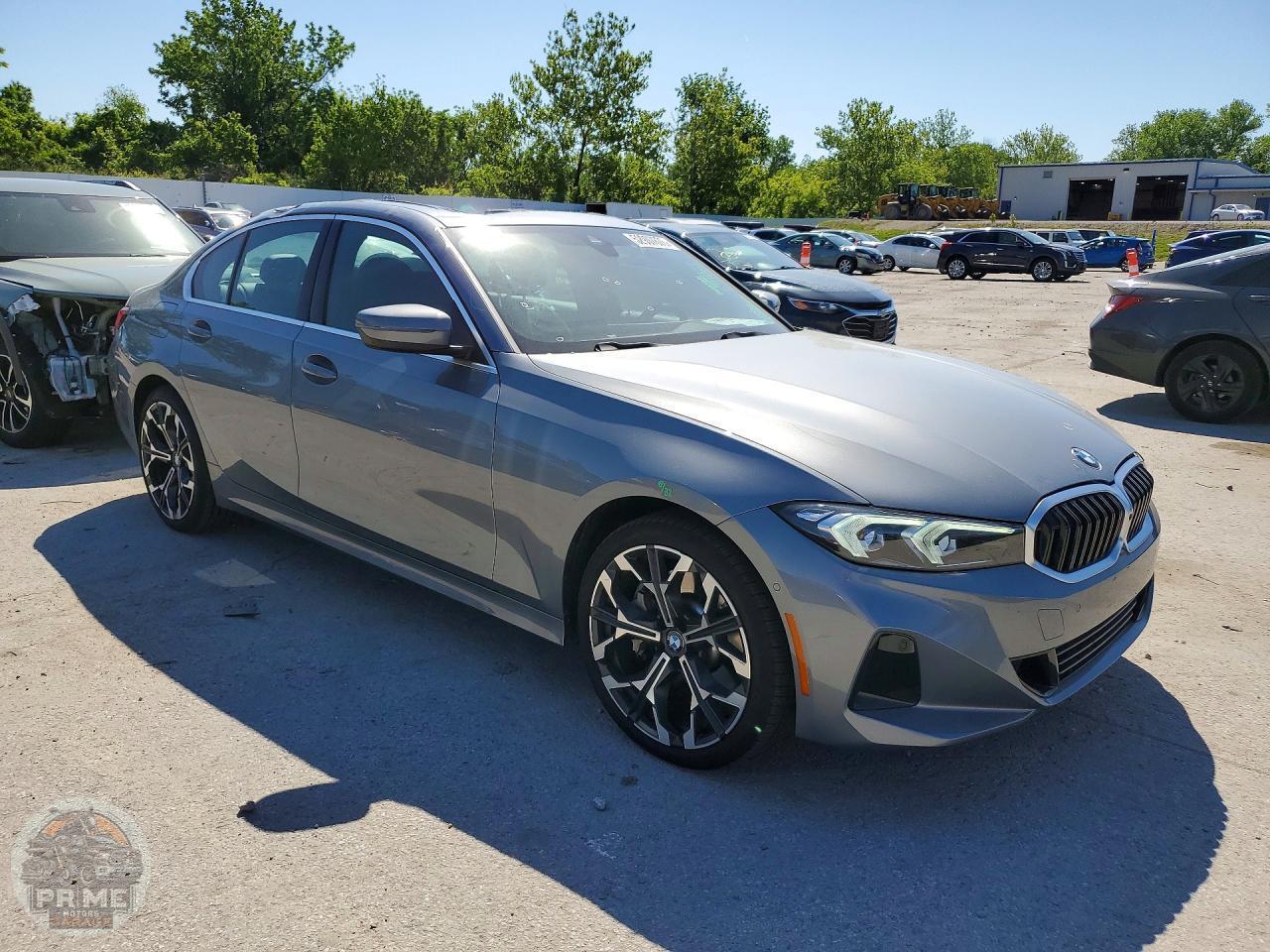 2025 BMW 3 SERIES — фото 4