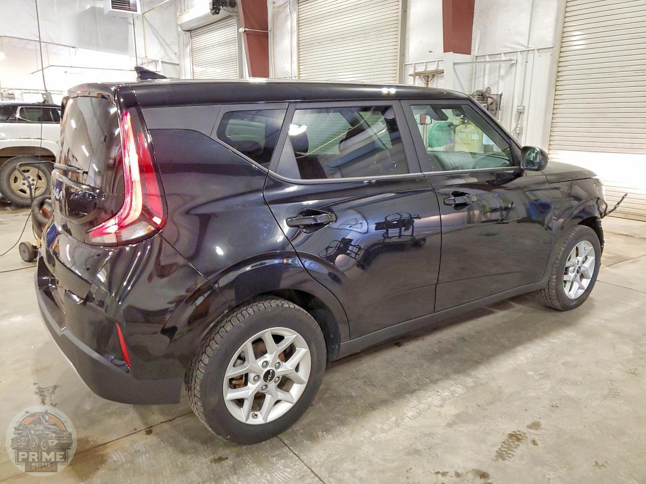 2025 KIA SOUL — фото 3