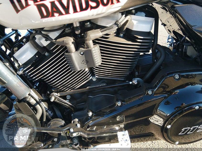2026 HARLEY-DAVIDSON FLTRX (ROAD GLIDE, ROAD GLIDE CUSTOM) — фото 9