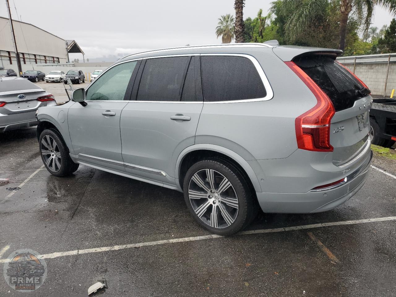 2025 VOLVO XC90 — фото 2