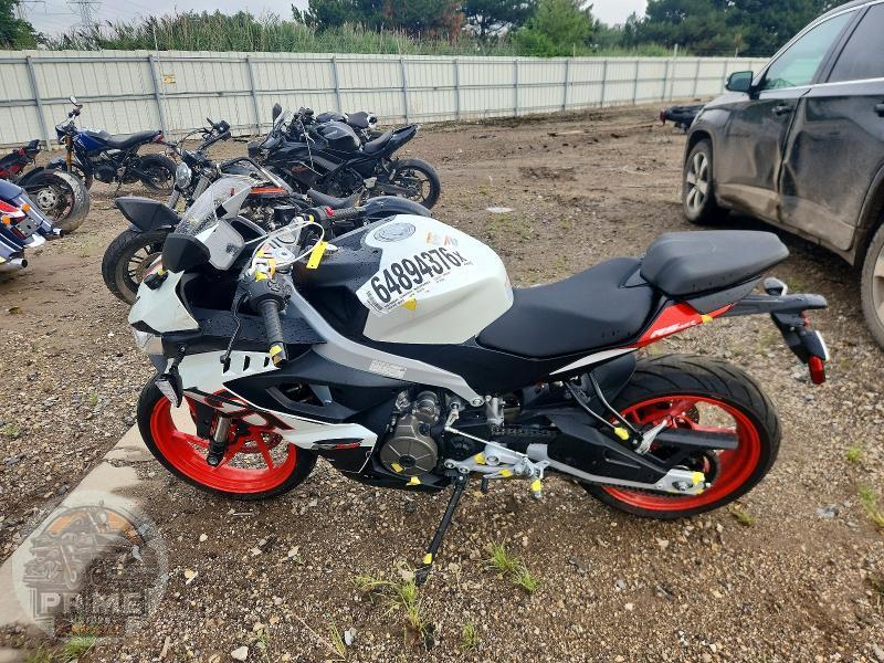 2025 APRILIA RS — фото 3