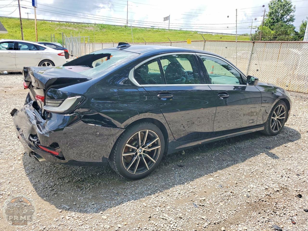 2020 BMW 3 SERIES — фото 3