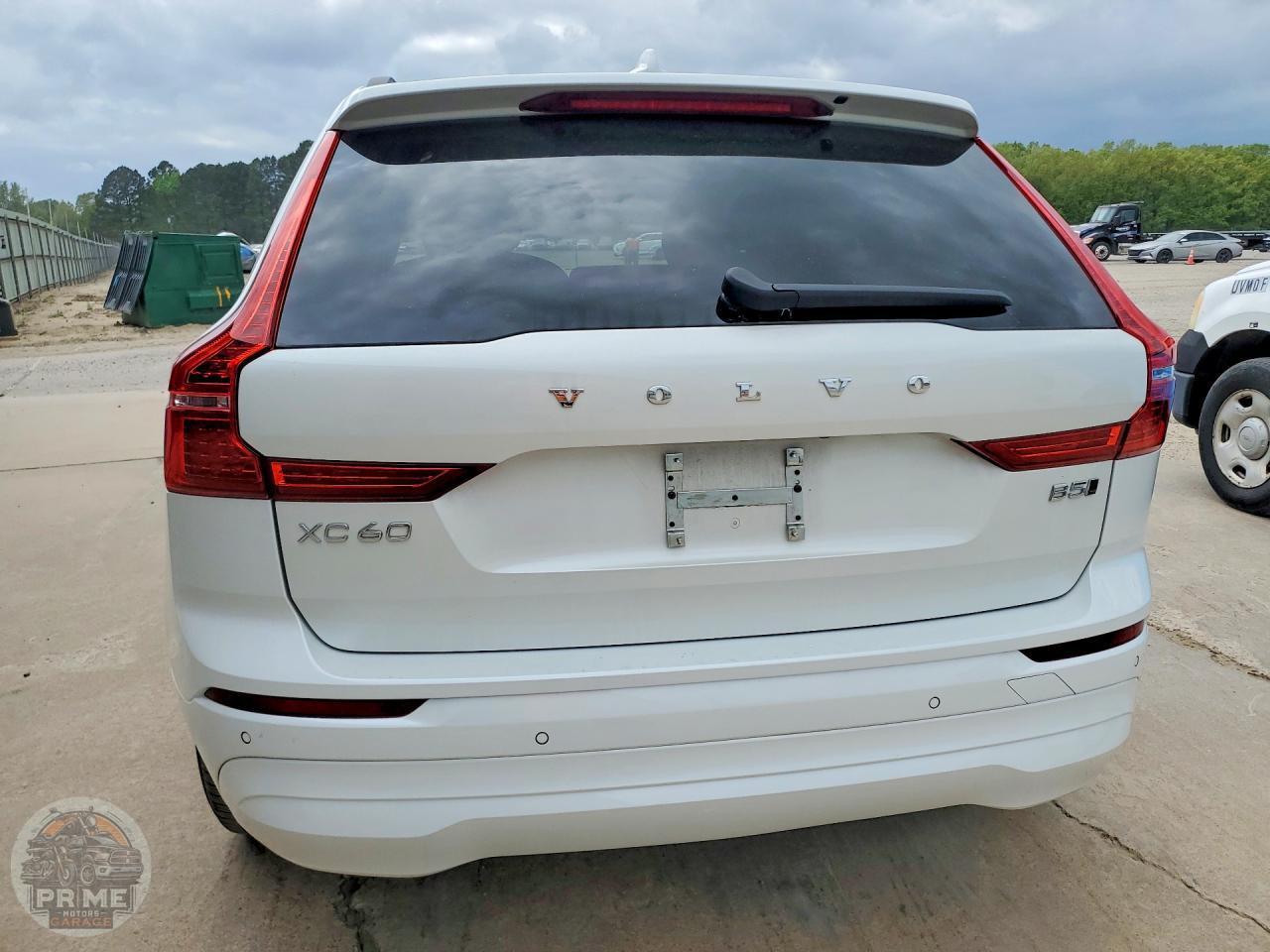 2022 VOLVO XC60 — фото 6