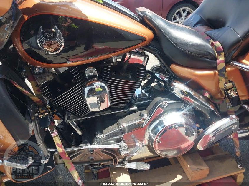 2008 HARLEY-DAVIDSON FLHTCUI (ULTRA CLASSIC ELECTRA GLIDE) 105TH ANNIVERSARY EDITION — фото 9