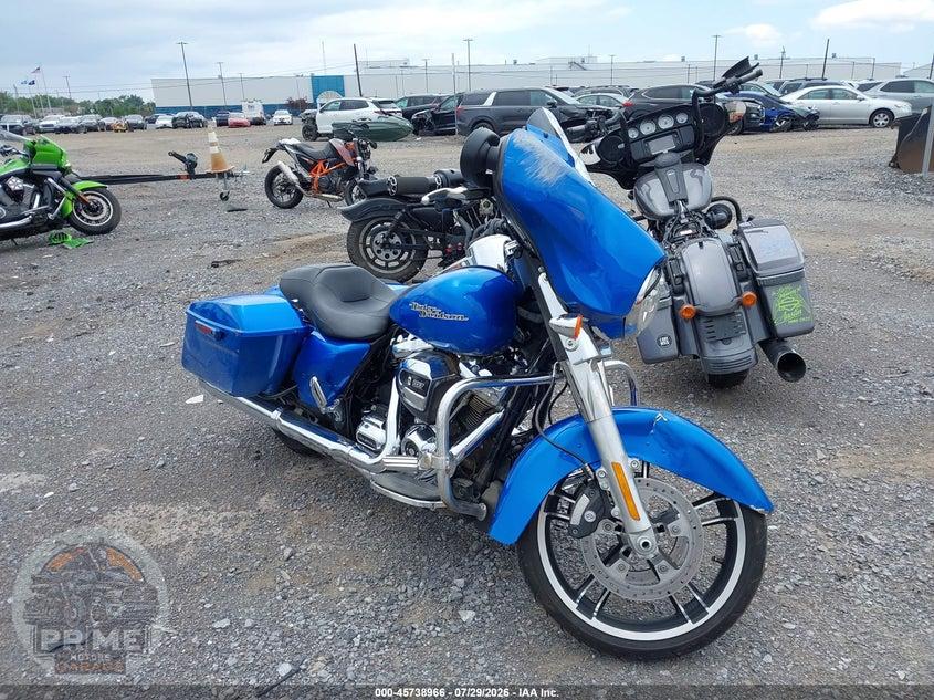 2018 HARLEY-DAVIDSON FLHX (STREET GLIDE) STREET GLIDE — фото 1