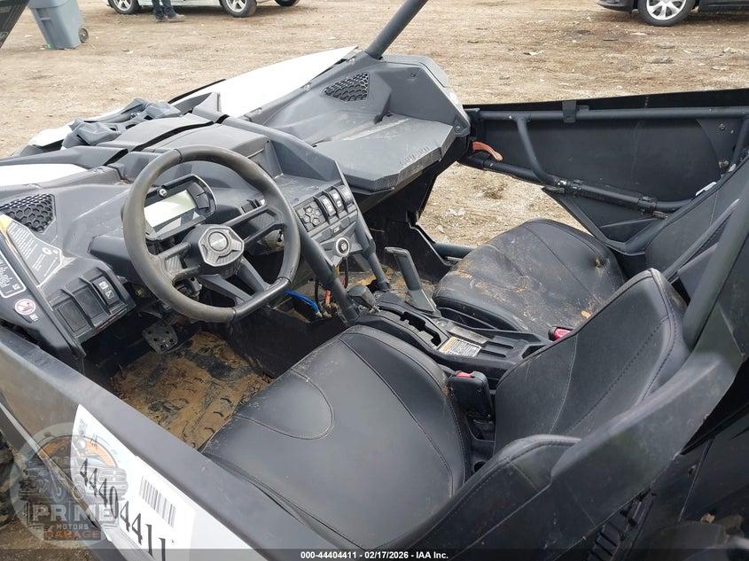 2023 CAN-AM MAVERICK X3 RS TURBO RR — фото 18