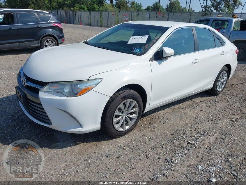 2016 TOYOTA CAMRY LE — фото 2